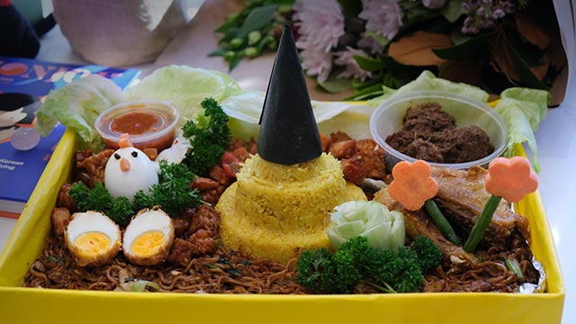 Nasi Tumpeng