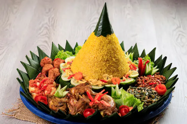 Nasi Tumpeng